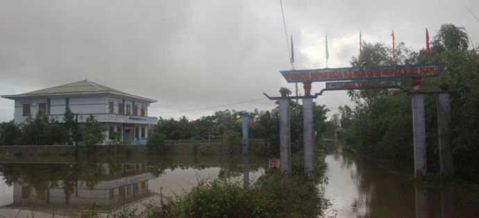 Nhieu- tuyen- duong- o- Vinh- Linh- van- con- nuoc