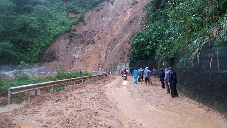 Cang- minh- dam- bao- giao- thong- khac- phuc- sat