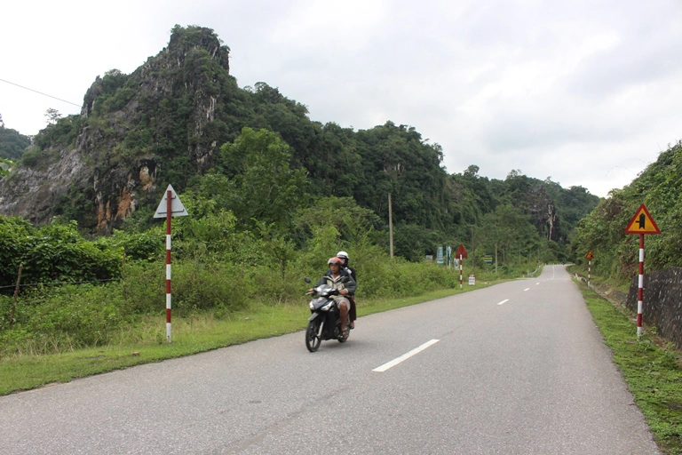 Can- bo- xoa- doi- giam- ngheo- xa- lua- tien- cac