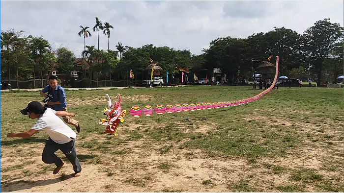 Gac- lai- muon- phien- bay- cao- cung- dieu- Hue- 