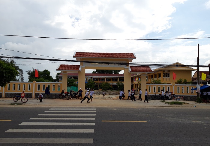 Hang- tram- hoc- sinh- hoc- muon- phong- cong- ty-