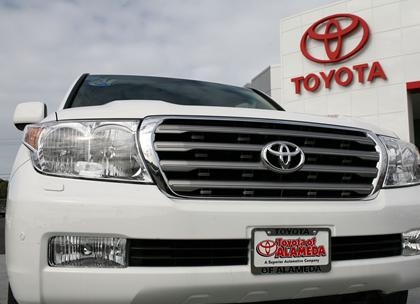 Toyota dự đoán lợi nhuận 2016 giảm