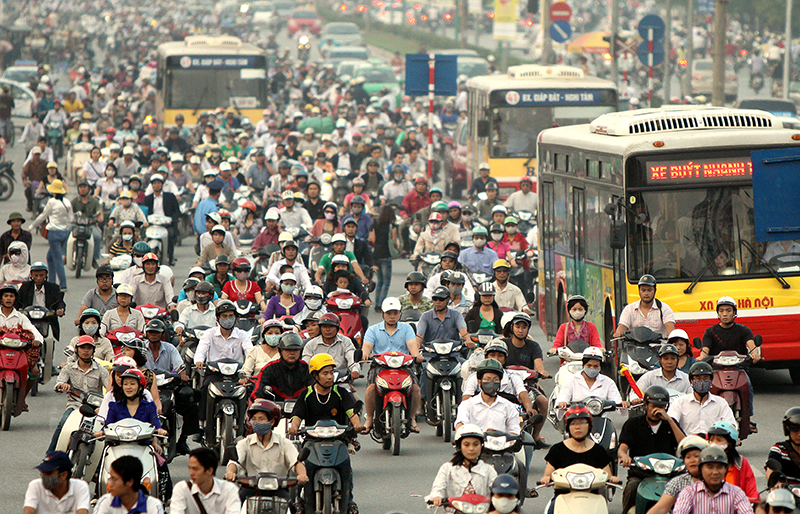 Số lượng xe máy trên địa bàn Hà Nội hiện quá lớn v