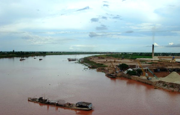 tau-hang-dam-tau-ca-trong-dem-mot-nguoi-mat-tich