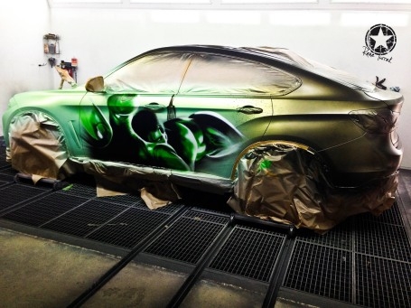 Hulk-BMW-X6-3_01-0d702