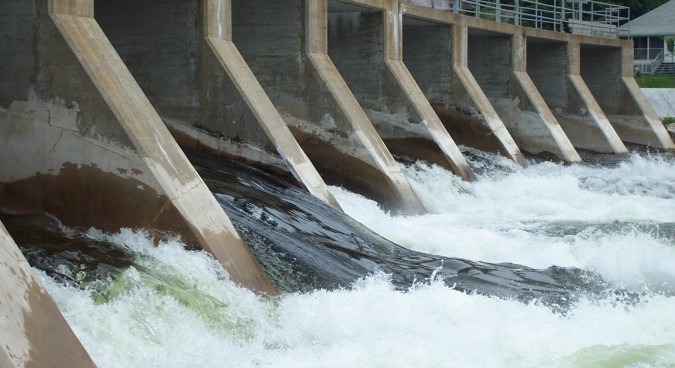 Dam_with_water-675x368