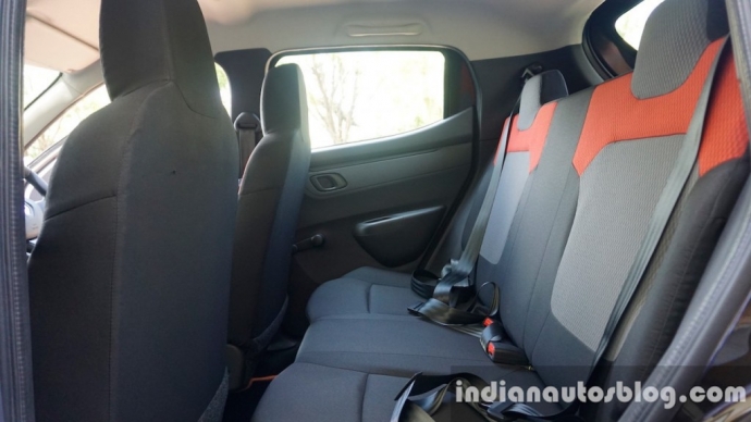 Renault-Kwid-rear-seat-review-1024x576