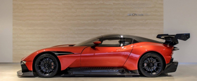 Aston-Martin-Vulcan-6
