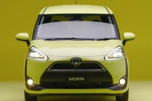 Thumbnail-21012016022655540-toyota-sienta-2015-000