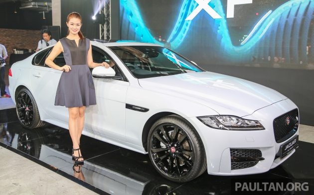 Xegiaothong_cong_bo_gia_ban_Jaguar_XF_RSport (7)