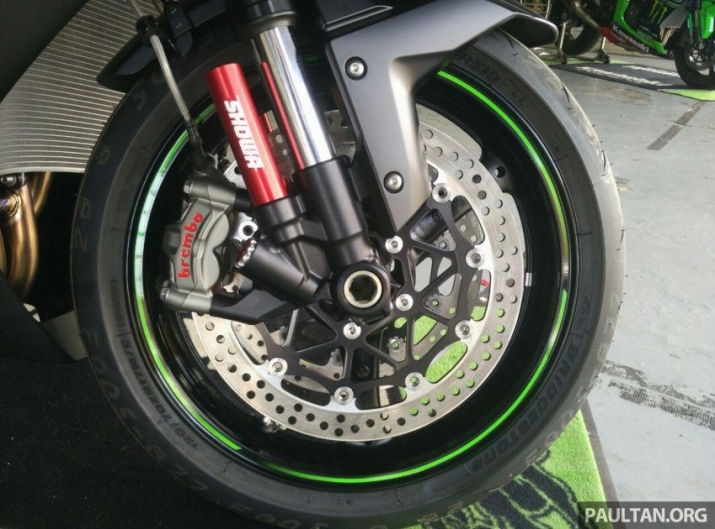 Xegiaothong_Kawasaki_ZX_10R_2016_malaysia_co_gia_b