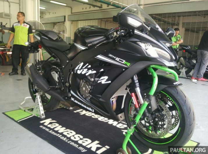 Xegiaothong_Kawasaki_ZX_10R_2016_malaysia_co_gia_b