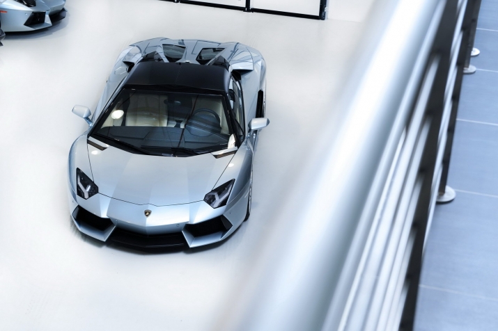 Xegiaothong-lamborghini-aventador-roadster-13 (12)