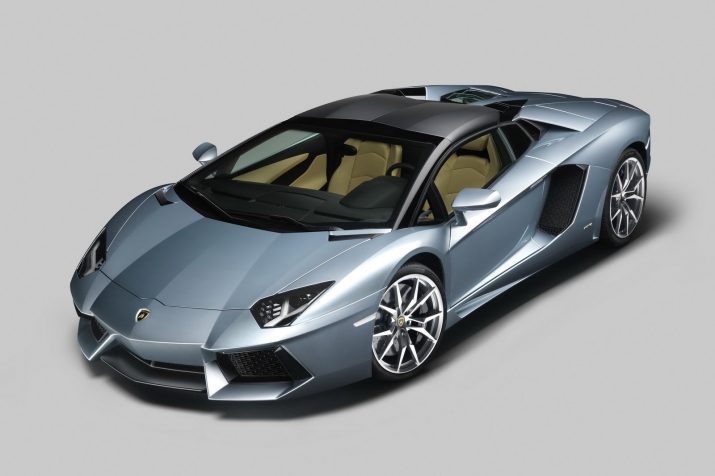 Xegiaothong-lamborghini-aventador-roadster-13 (4)