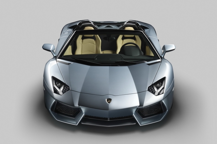 Xegiaothong-lamborghini-aventador-roadster-13 (7)