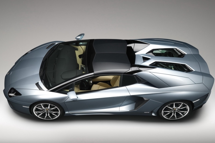 Xegiaothong-lamborghini-aventador-roadster-13 (8)