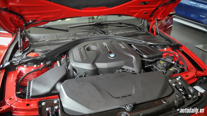 BMW 3-Series 2016 (14)