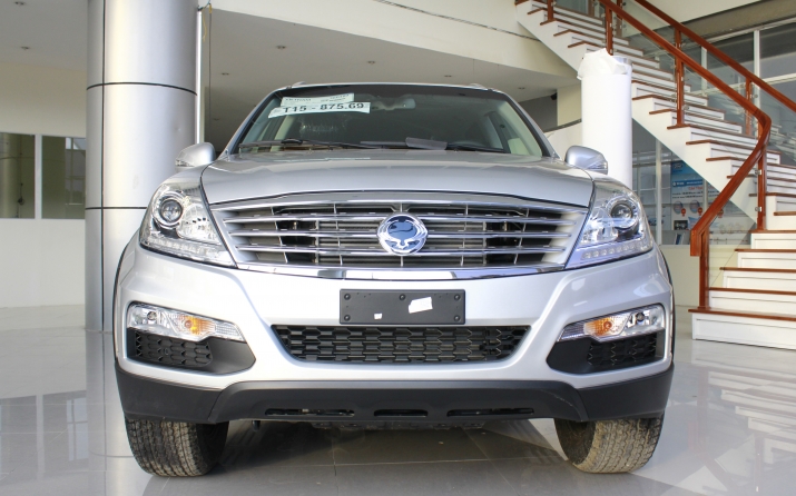 Xegiaothong_SsangYong_Rexton_2016 (9)