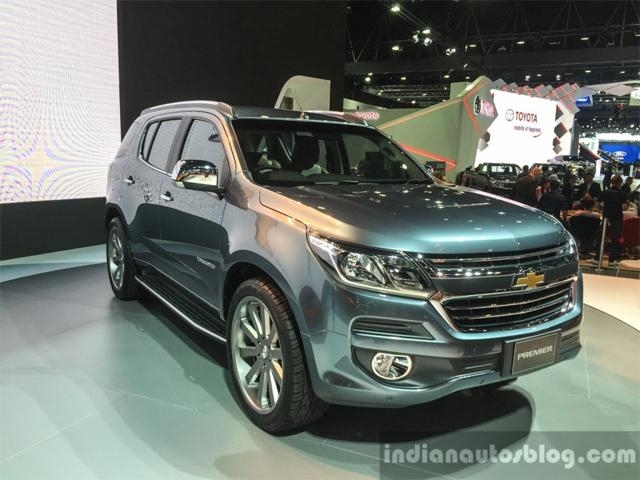 Xegiaothong-Chevrolet-Trailblazer-Premier-facelift
