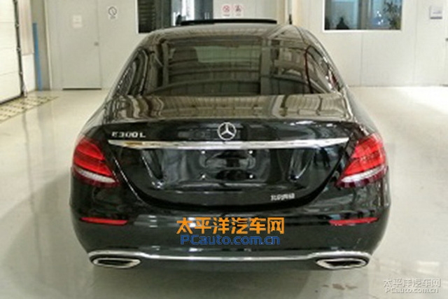 mercedesbenz-eclass-phien-ban-keo-dai-lo-dien-ro-1