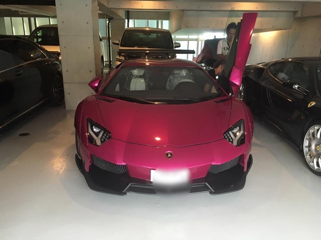 Xegiaothong_Lamborghini_Aventador_do_mau_tim (11)