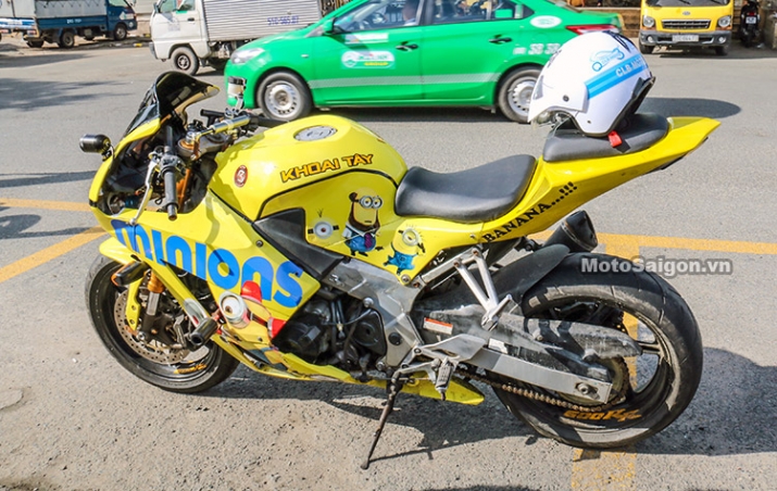 Xegiaothong-honda-cbr600f-minion-do-dan-ao-motosai