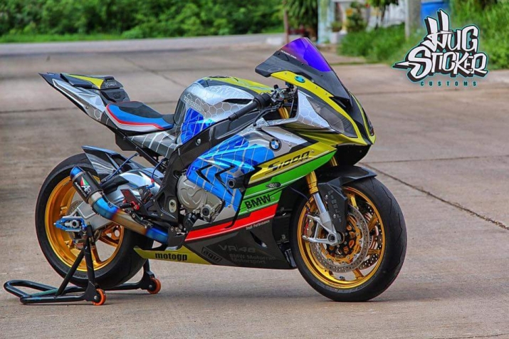 Xegiaothong-bo-suu-tap-anh-bmw-s1000rr-du-sac-mau 