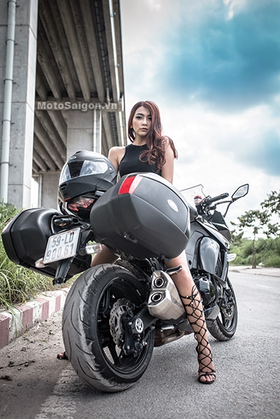 Xegiaothong-anh-dep-kawasaki-z1000sx-nguoi-mau-mot