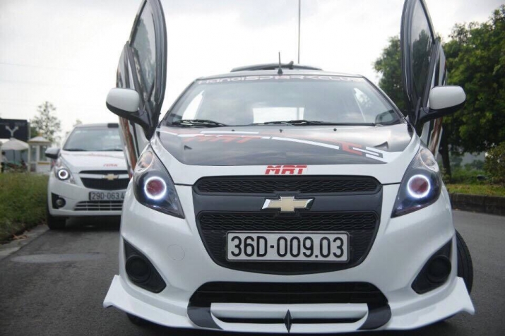 Xegiaothong_Chevrolet_Spack_Duo_do_cua_canh_chim_a