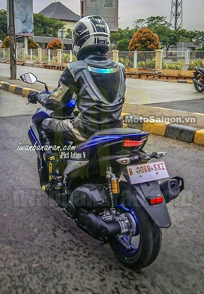 Xegiaothong-yamaha-nvx-viet-nam-gia-ban (8)