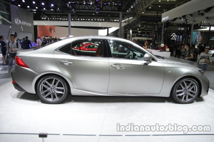 Xegiaothong_Lexus-IS-200t-facelift-at-Auto-China-2