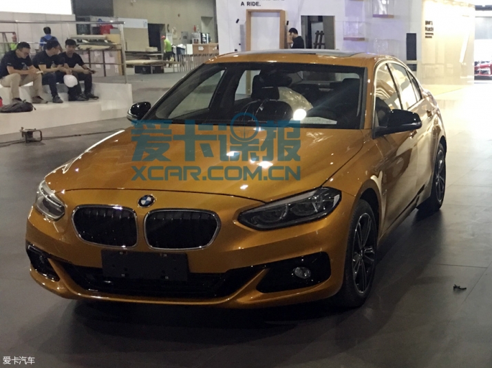 Xegiaothong_BMW_sedan_1series_mau_vang (1)