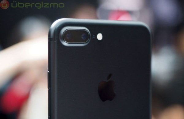 iPhone 7 Plus cũ có tốt không, có nên mua hay không ?