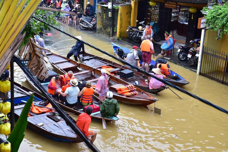 hoi an ngap apec 11