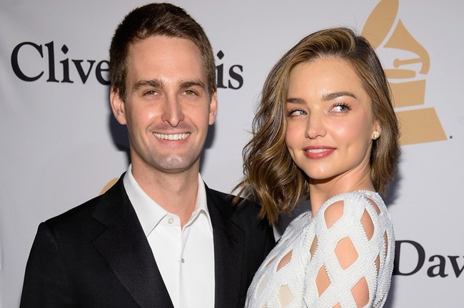 miranda-kerr-couples-up-with-snapchat-ceo-evan-spi