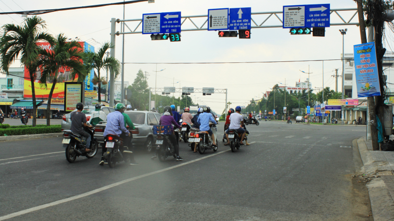 Lúc không phải giờ cao điểm các phương tiện luôn c