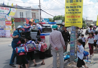 Học sinh phải sơ tán