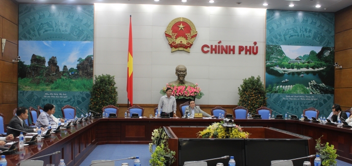 Bộ trưởng Đinh La Thăng phát biểu tại cuộc họp sán