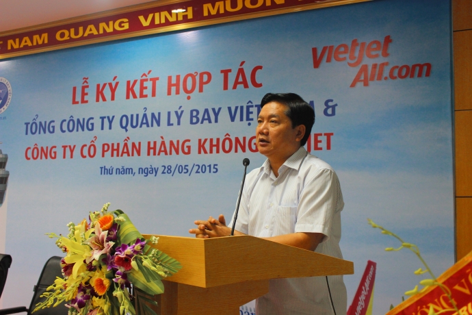 Bộ trưởng Đinh La Thăng phát biểu tại lễ ký kết
