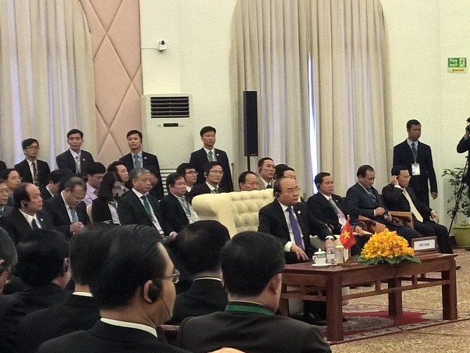 Thủ tướng Nguyễn Xuân Phúc tham dự hội nghị CLV 9
