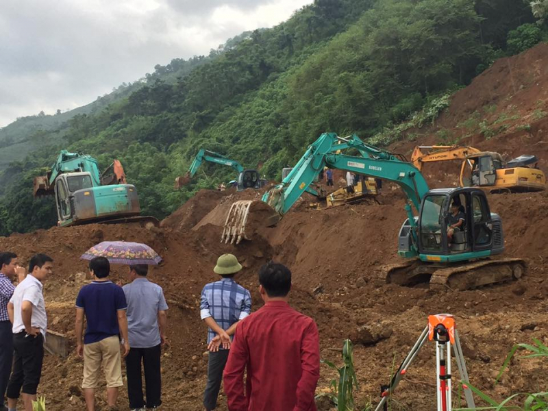 cuu-chua-sat-dat-ga-Lam-Giang-tuyen-Ha-Noi-Lao-Cai