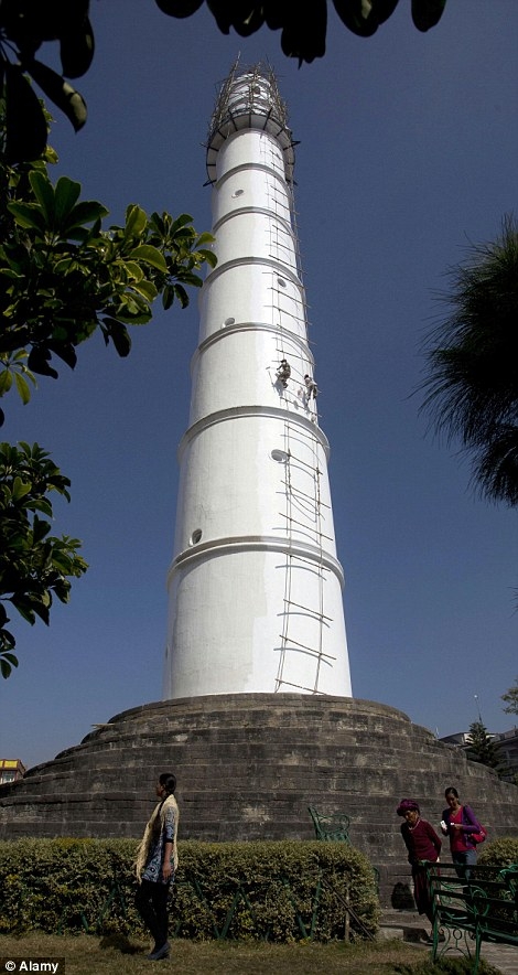 Tháp Dharahara trước động đất