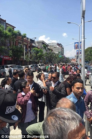 Người dân Thủ đô Kathmandu không dám quay lại nhà 