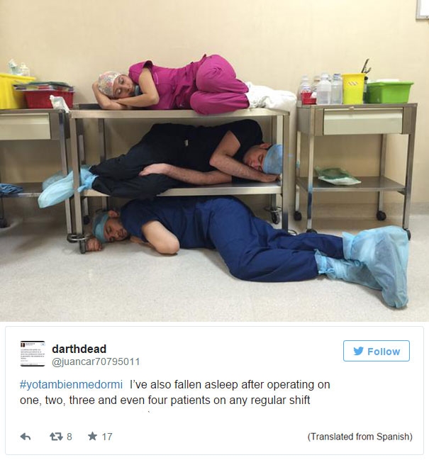 Các bác sĩ tại Mexico chia sẻ hình ảnh ngủ gật tro