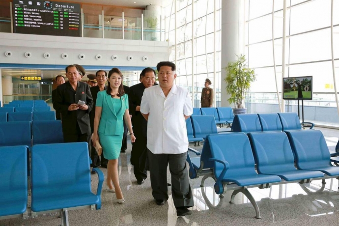 Chủ tịch Triều Tiên Kim Jong Un cùng phu nhân tới 