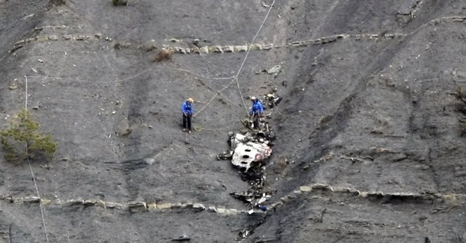 Hiện trường vụ máy bay Germanwing rơi tại Pháp