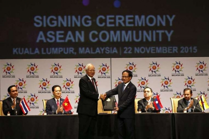 Lãnh đạo 10 nước ASEAN ra tuyên bố chung về thành 