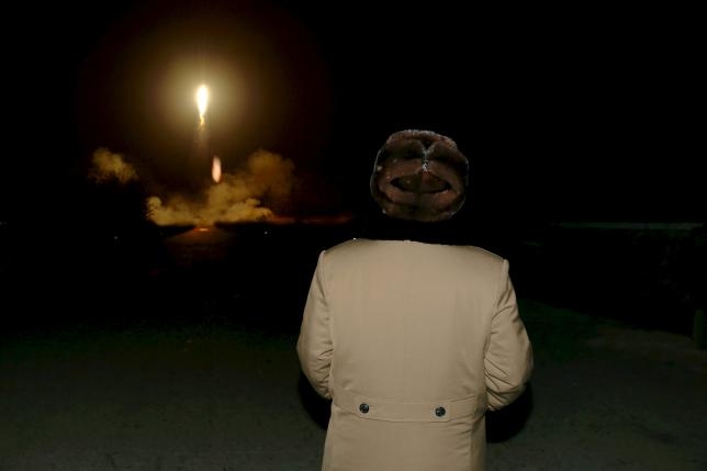 Triều Tiên phóng tên lửa vào bờ biển p