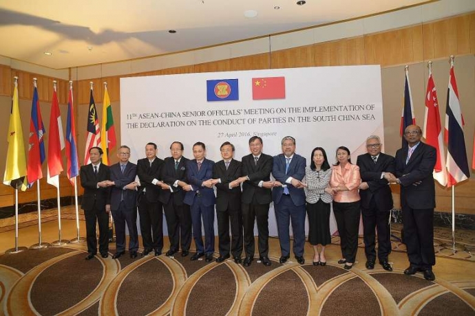 Trung Quốc và các nước ASEAN đang tham dự