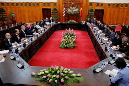 Thủ tướng Nguyễn Xuân Phúc hội đàm với Tổng thống 